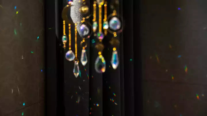 Einzigartige Windspiele aus Kristallglas als Innendekoration (2 Stück nach dem Zufallsprinzip)