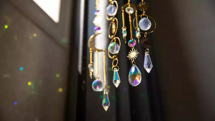 Einzigartige Windspiele aus Kristallglas als Innendekoration (2 Stück nach dem Zufallsprinzip)