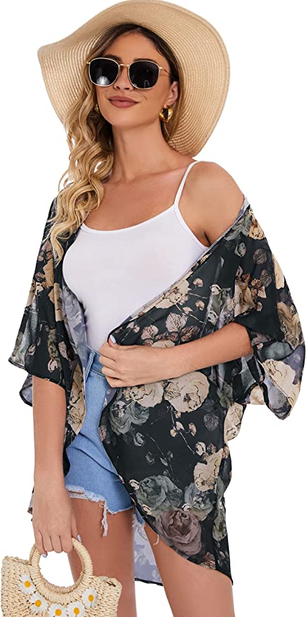 The special 3-piece summer beach set (1 Cardigan + 1 Sunglasses + 1 Wide Brim Straw Weaving Hat)