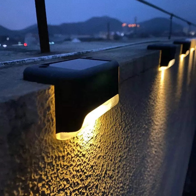 (Paquet de 12) Lampes solaires d'extérieur à LED étanches, blanc chaud et changement de couleur, lampes solaires pour poteaux de clôture pour escaliers, clôture, terrasse, jardin, patio, porche