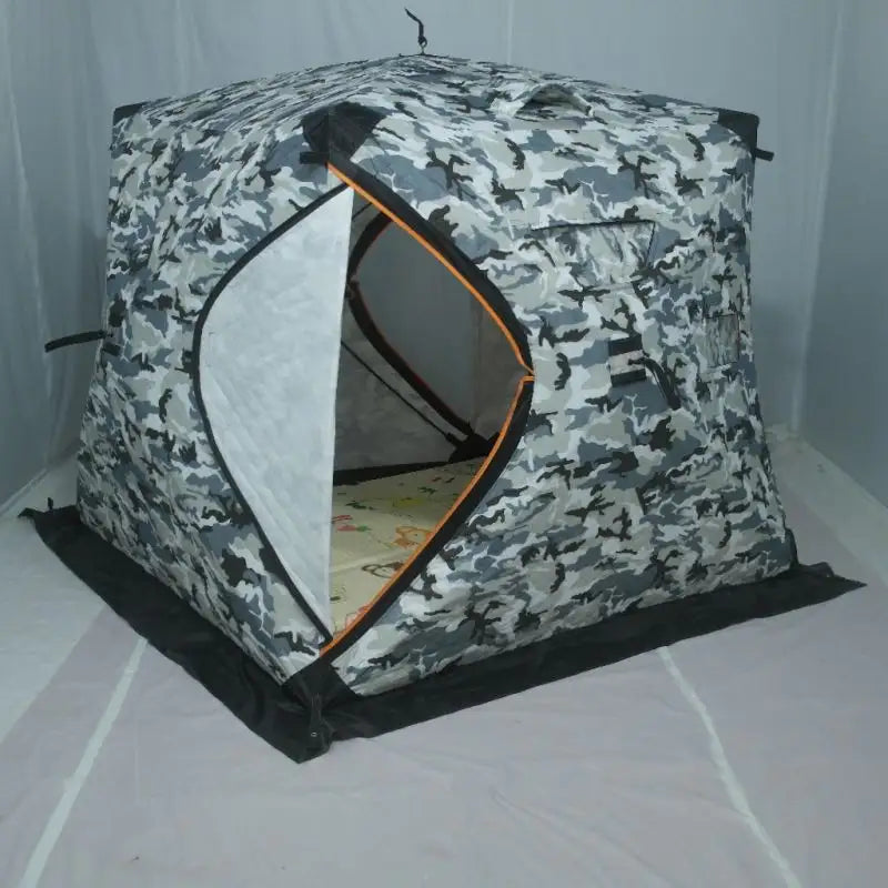 Selling High Quality Hot Hexagonal 3-4 Persons Winter Camping Tent